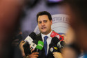 O Governador Ratinho Júnior concede entrevista a diversos veículos de imprensa