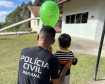 A Polícia Civil do Paraná (PCPR) levou serviços de polícia judiciária e exposição para mais de 250 pessoas durante eventos do PCPR na Comunidade que aconteceram de sexta-feira (31) sábado (1) em Curitiba e Colombo, na Região Metropolitana de Curitiba.
