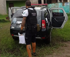 Policiais civis prendem suspeito de tráfico de drogas no Litoral