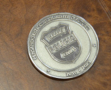 Medalha com brasão da Polícia Civil