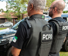 PCPR prende homens e apreende drogas em Umuarama