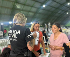 PCPR na Comunidade leva serviços de polícia judiciária para mais de 1,4 mil pessoas em Irati 