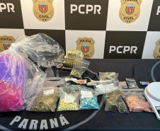 PCPR e PMPR prendem 20 pessoas em operação contra organização criminosa ligada ao tráfico de drogas no Centro de Curitiba  