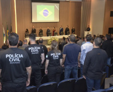 PCPR realiza entrega de medalhas de serviço policial para servidores em Curitiba    