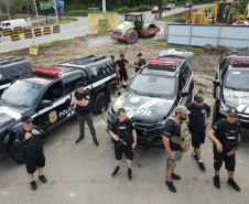 Com abordagens, forças policiais promovem primeira ação do Verão Maior Paraná