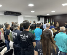 PCPR realiza entrega de medalhas de serviço policial para servidores em Foz do Iguaçu