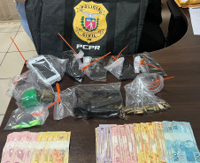 PCPR prende três pessoas em operação contra o tráfico de drogas em Terra Roxa