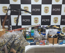 PCPR apreende mais de mil munições e outros produtos ilícitos em residência de Curitiba