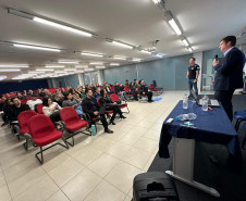 PCPR ministra palestra para estudantes em faculdade de Curitiba