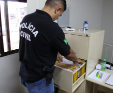 Paper Falsum: PCPR cumpre mandados contra associação criminosa suspeita de lesar empresas em mais de R$ 2 milhões