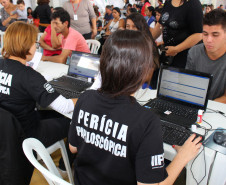 PCPR leva serviços e informação ao Paraná Cidadão em Colombo