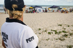 Policial Civil em diligências no litoral