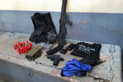 PCPR apreende armas e prende três pessoas por porte ilegal em Santa Helena 