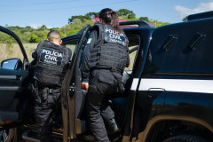 PCPR e Força Nacional prendem em flagrante homem por tráfico de drogas e posse de arma de fogo em Guaíra 