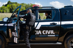 PCPR prende homem em flagrante por posse ilegal de arma de fogo em Maringá 
