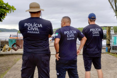    PCPR prende homens em flagrante por furto e coação no curso do processo em Guaraqueçaba  