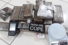 PCPR prende suspeitos de tráfico de drogas em chácara de Mandirituba
