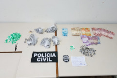 PCPR prende em flagrante jovens suspeitos de vender drogas no Centro de Curitiba