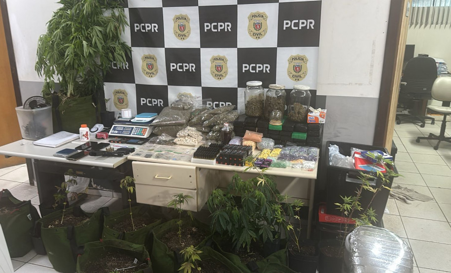 PCPR prende homem por tentativa de homicídio e fecha laboratório de drogas em Colombo