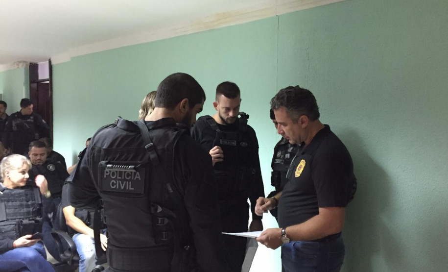 OPERAÇÃO VUCETICH IV: PCPR cumpre mandados contra organização criminosa que fraudava carteiras de identidade OPERAÇÃO VUCETICH IV: PCPR cumpre mandados contra organização criminosa que fraudava carteiras de identidade