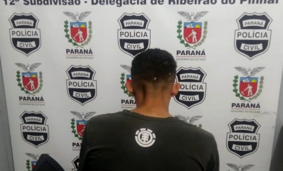 PCPR apreende traficante em Ribeirão do Pinhal PCPR apreende traficante em Ribeirão do Pinhal